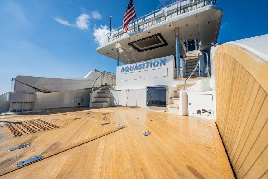 2021 Ocean Alexander 27 Explorer