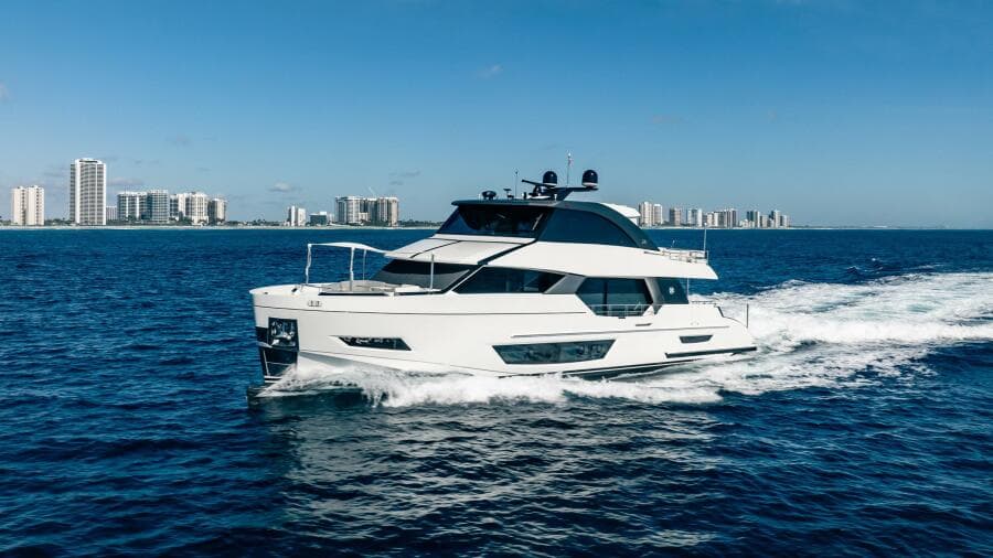 2021 Ocean Alexander 27 Explorer