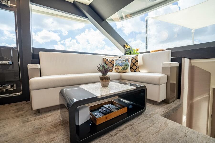 2021 Ocean Alexander 27 Explorer