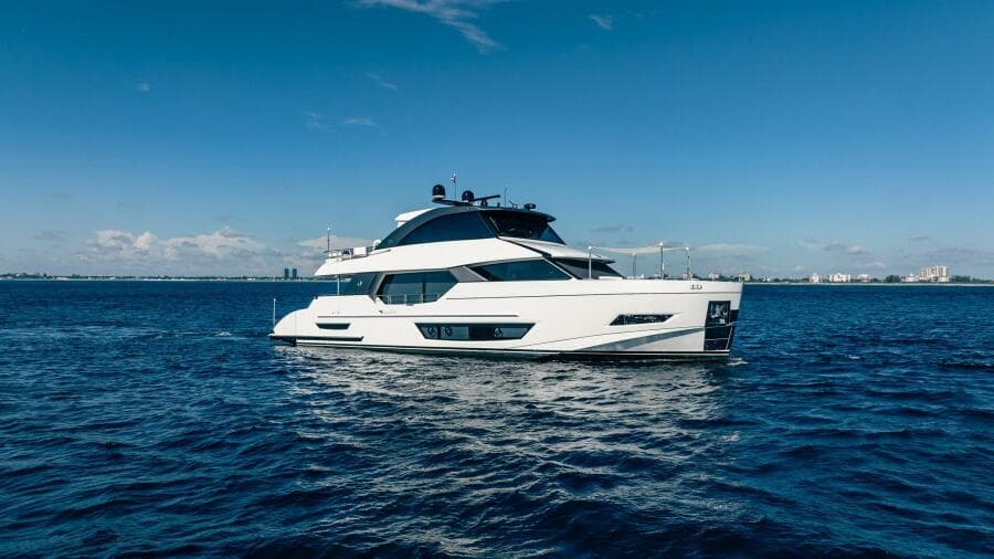 2021 Ocean Alexander 27 Explorer