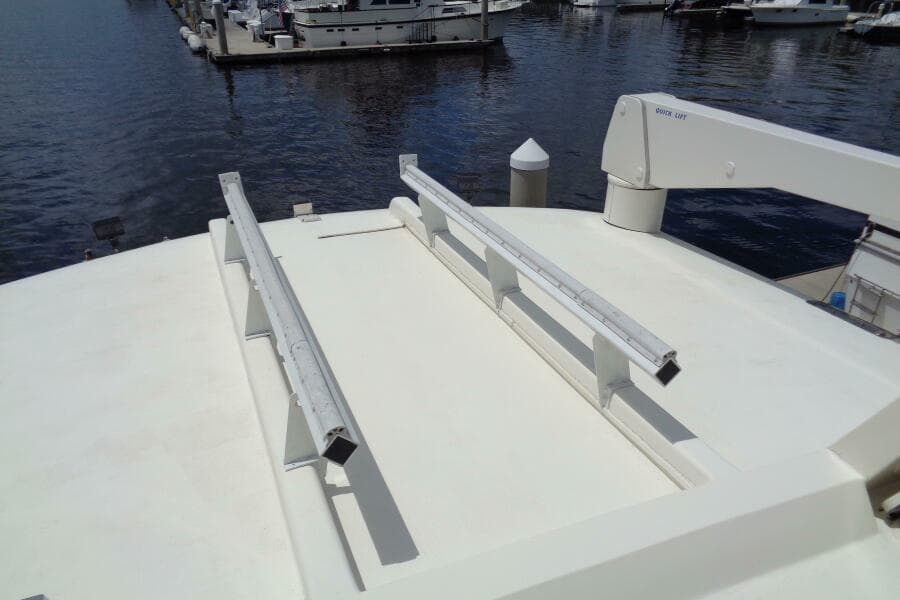 1987 Hatteras 70 Cockpit Motor Yacht