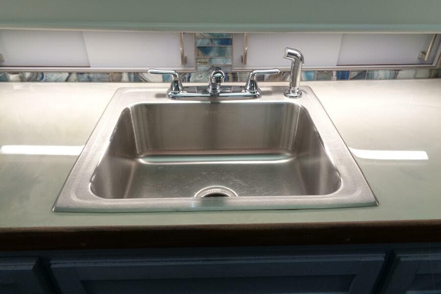 1987 Hatteras 70 Cockpit Motor Yacht