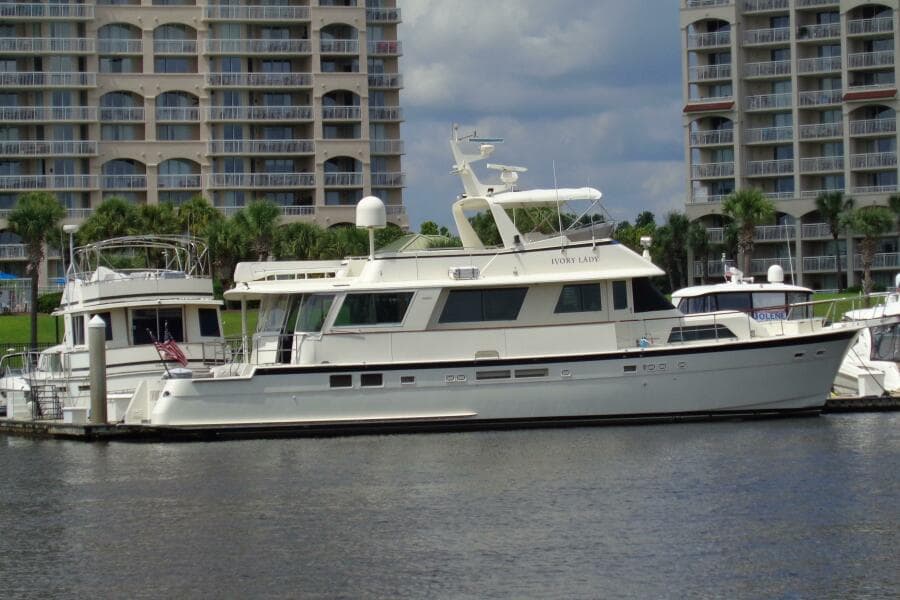 1987 Hatteras 70 Cockpit Motor Yacht