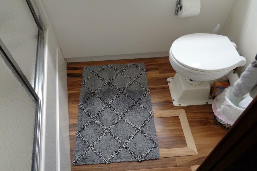 1987 Hatteras 70 Cockpit Motor Yacht