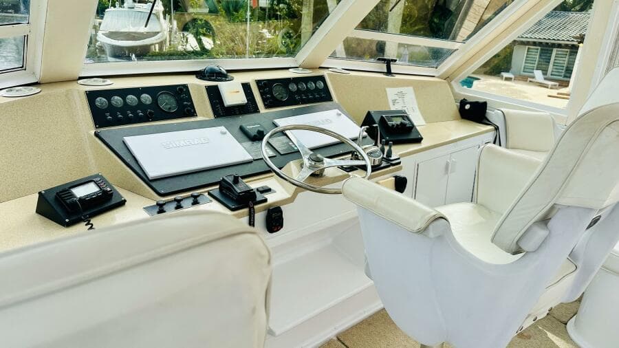 1999 Viking Cockpit Sport Yacht