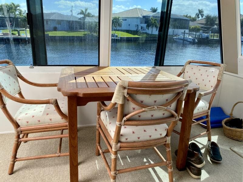 Aft Deck Table and Chairs