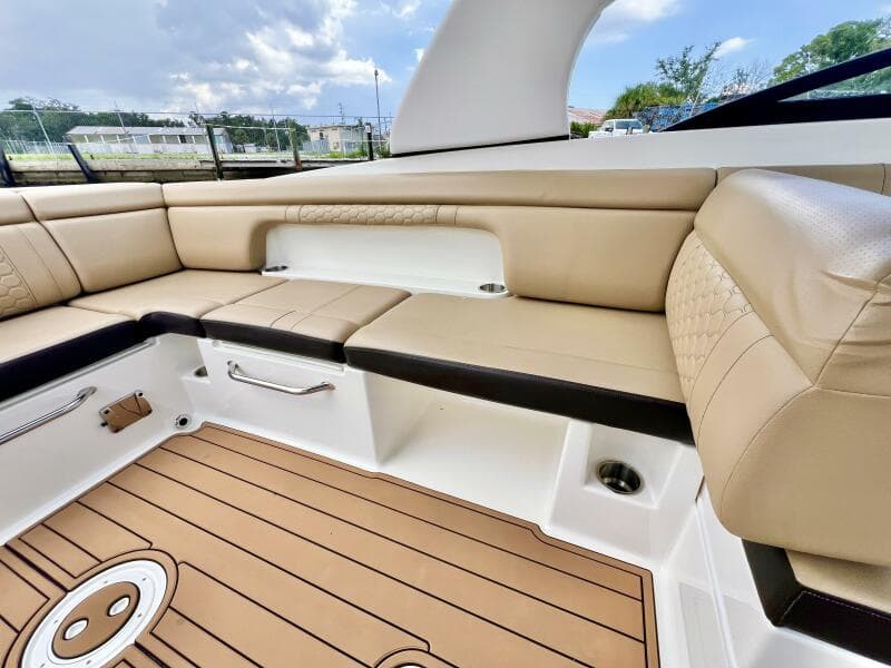 2019 Sea Ray SDX 290 OB
