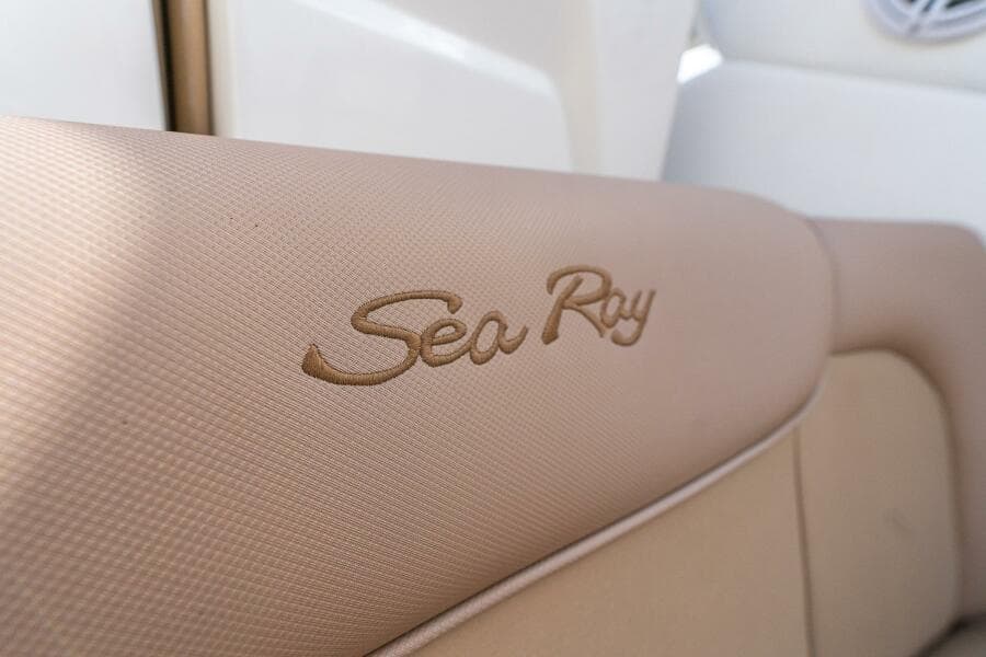 2016 Sea Ray 330 Sundancer