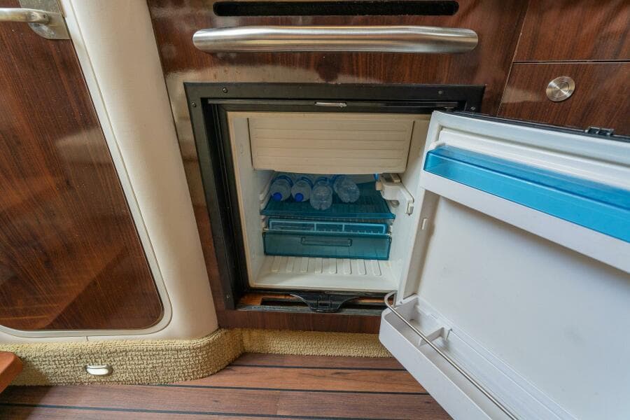 2016 Sea Ray 330 Sundancer