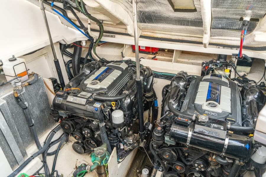 2016 Sea Ray 330 Sundancer