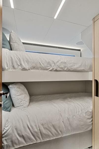 2023 Astondoa 66 Flybridge