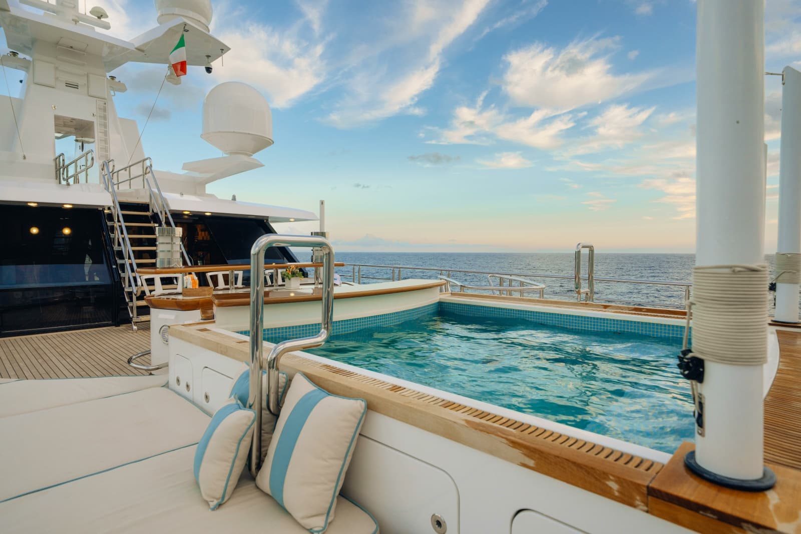 2013 Dunya Yachts Custom - Photo 17