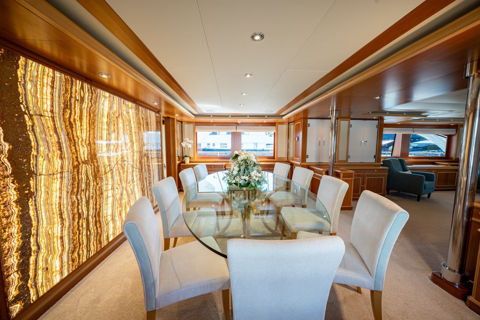 2007 CRN Pilothouse - Photo 6