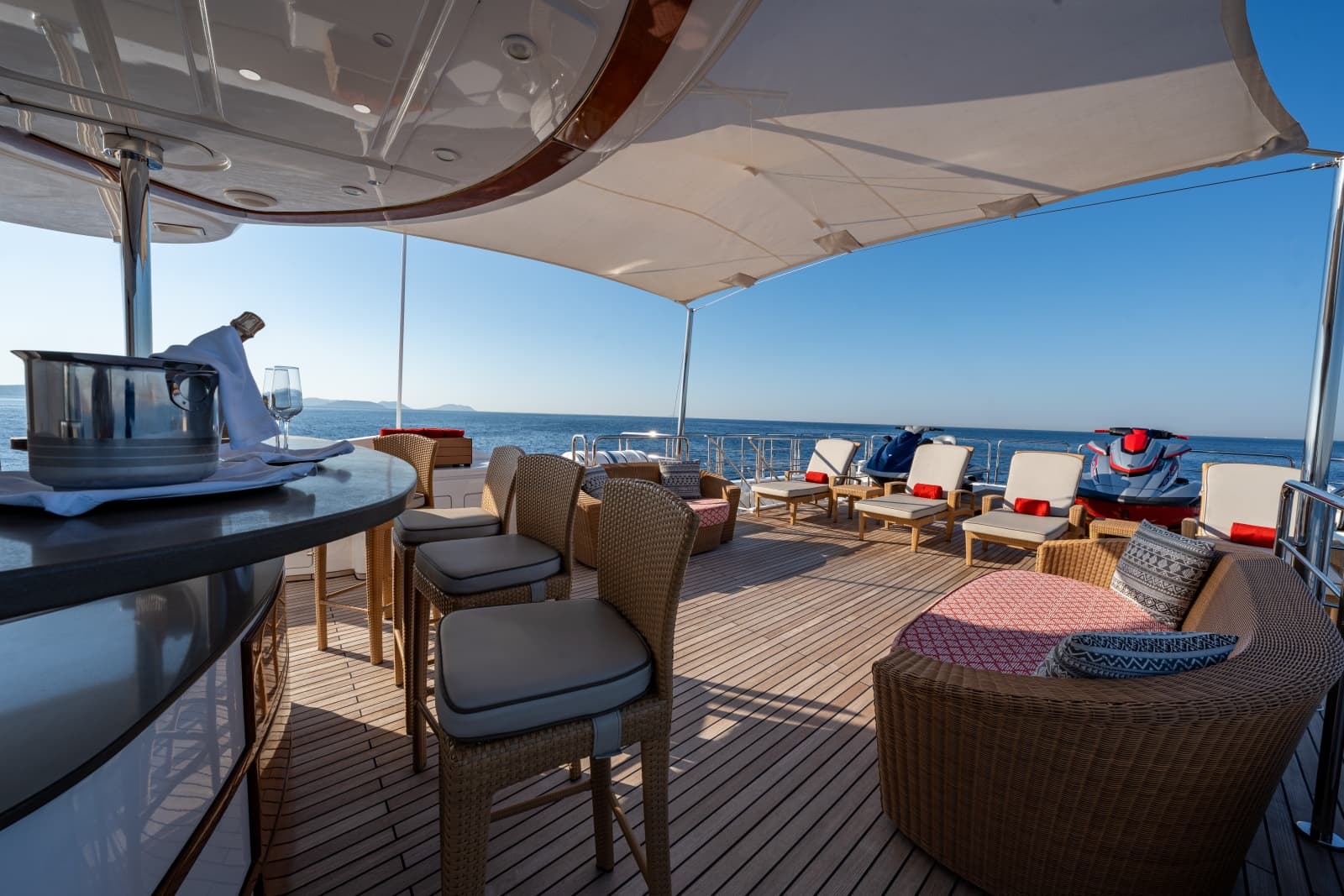 2007 CRN Pilothouse - Photo 46