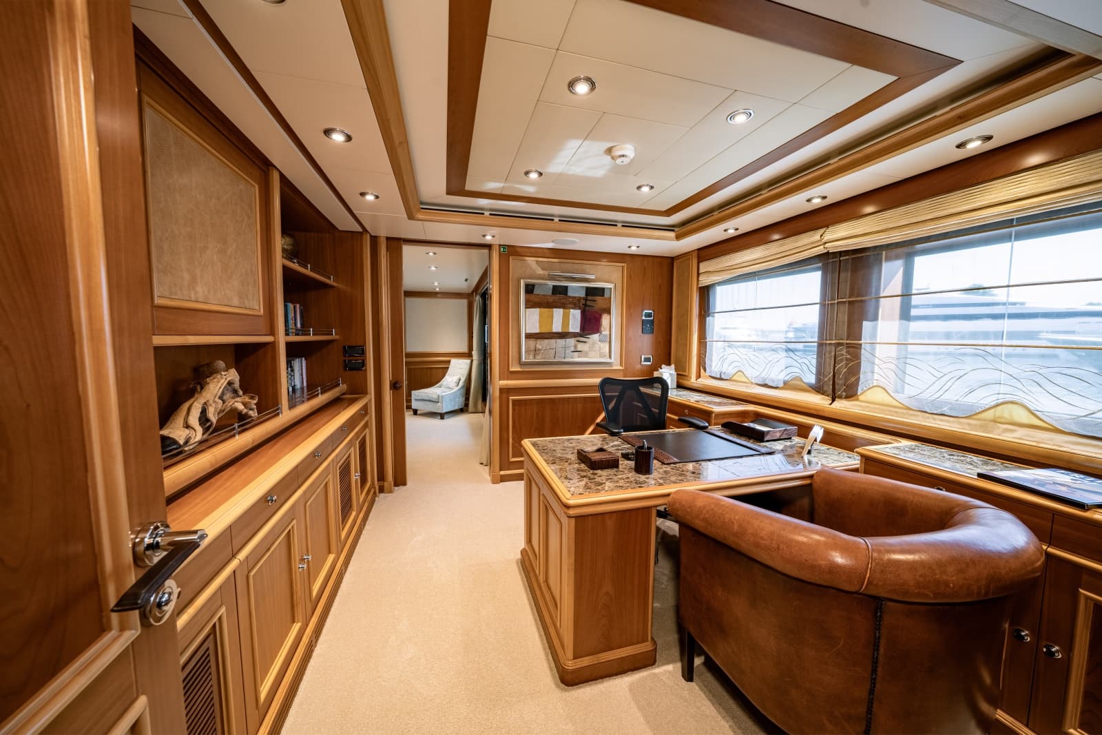 2007 CRN Pilothouse - Photo 8