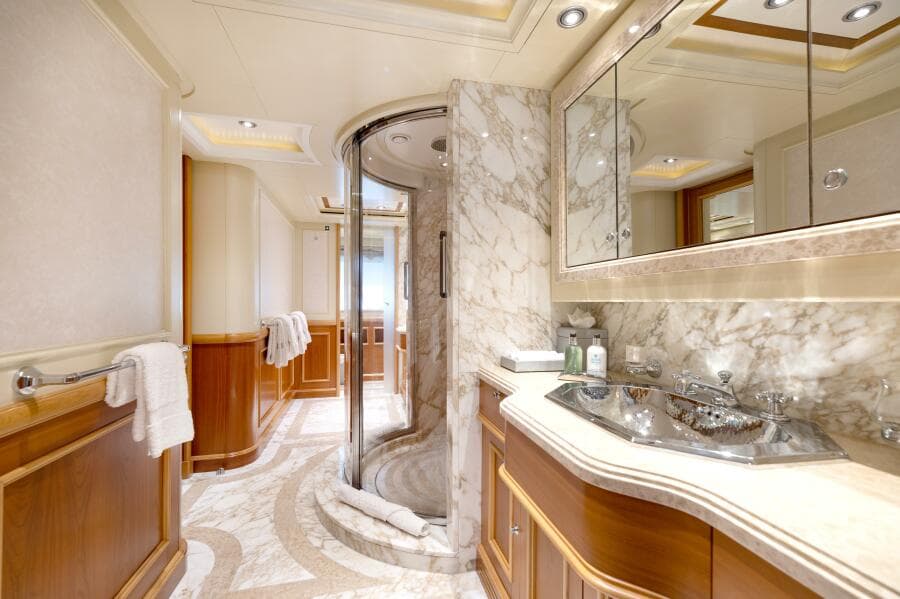 Master Ensuite with His and Her Sinks and Private WCs