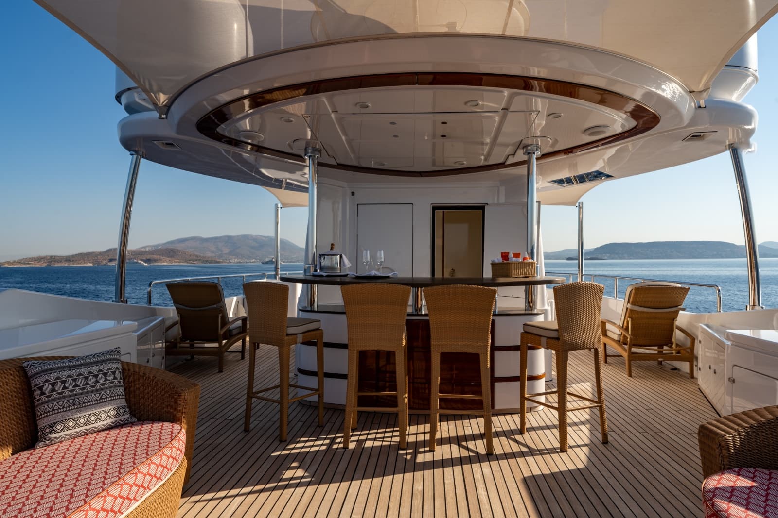 2007 CRN Pilothouse - Photo 45