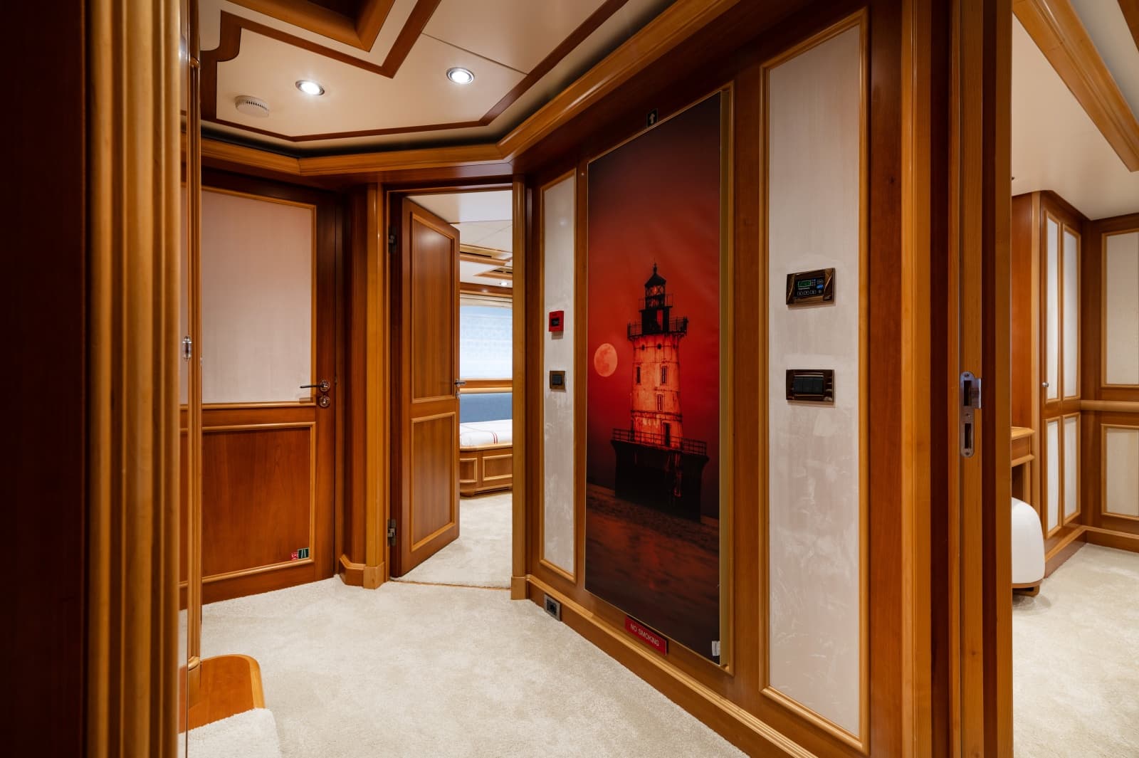 2007 CRN Pilothouse - Photo 18