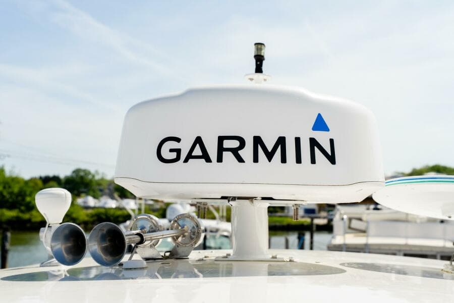 2008 Regal Commodore 4060