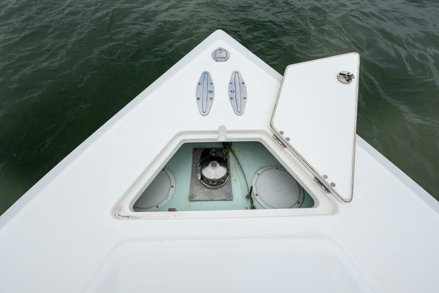 2008 Venture 39 Cuddy