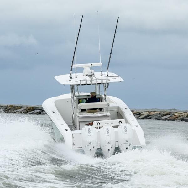 2008 Venture 39 Cuddy