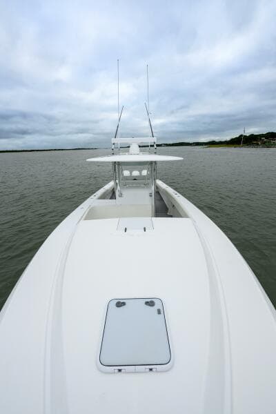 2008 Venture 39 Cuddy