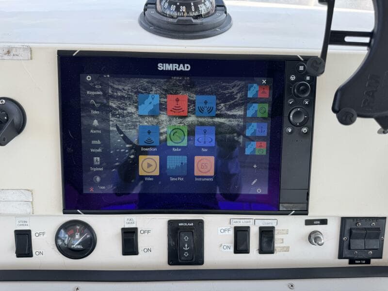 1990 Marine Trader Tradewinds