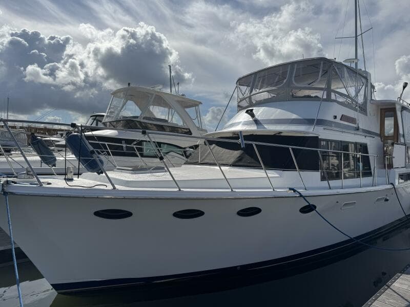 1990 Marine Trader Tradewinds