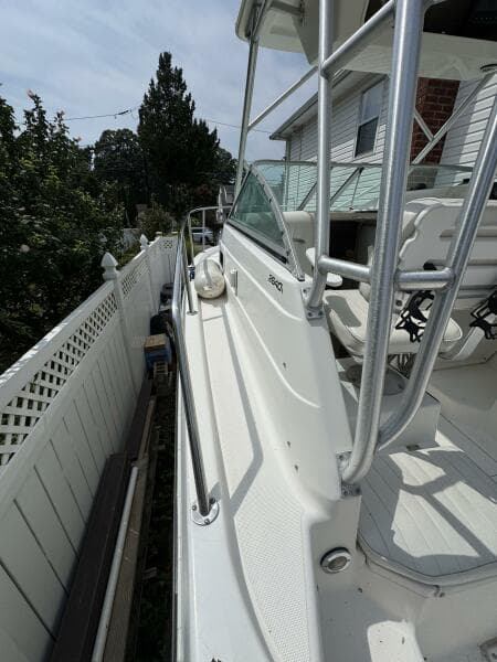 1999 Robalo 2640