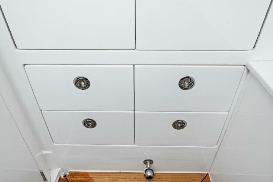 2020 Intrepid 400 CC - Cabin Storage