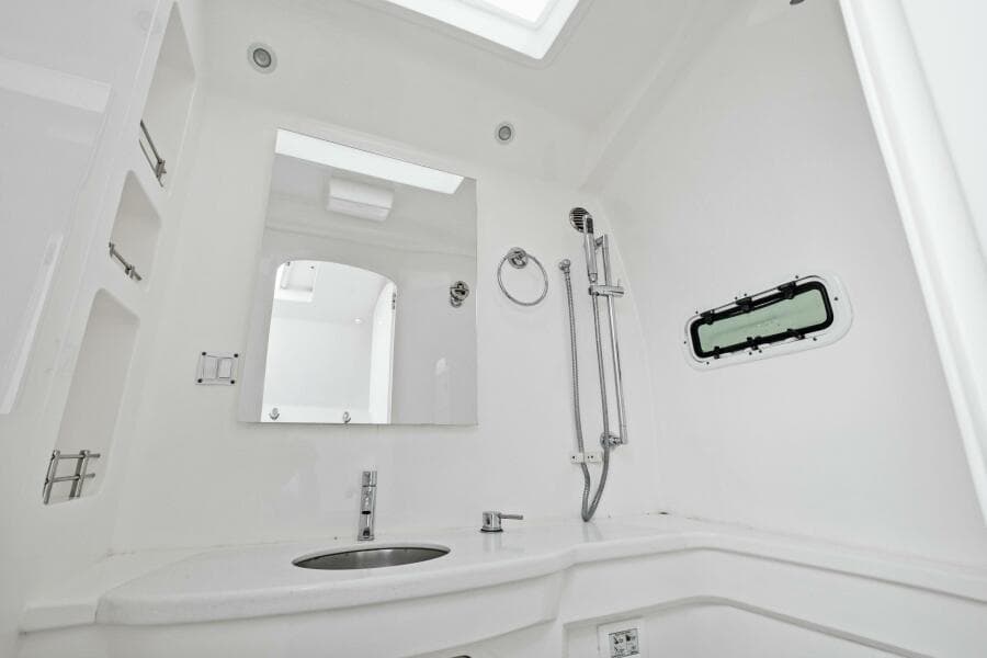 2020 Intrepid 400 CC -Head