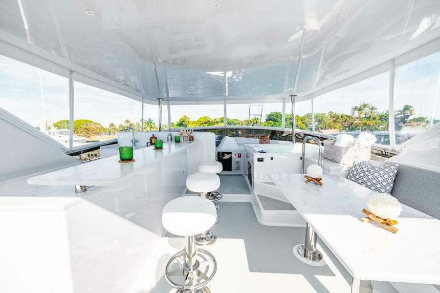 Flybridge Looking Forward  