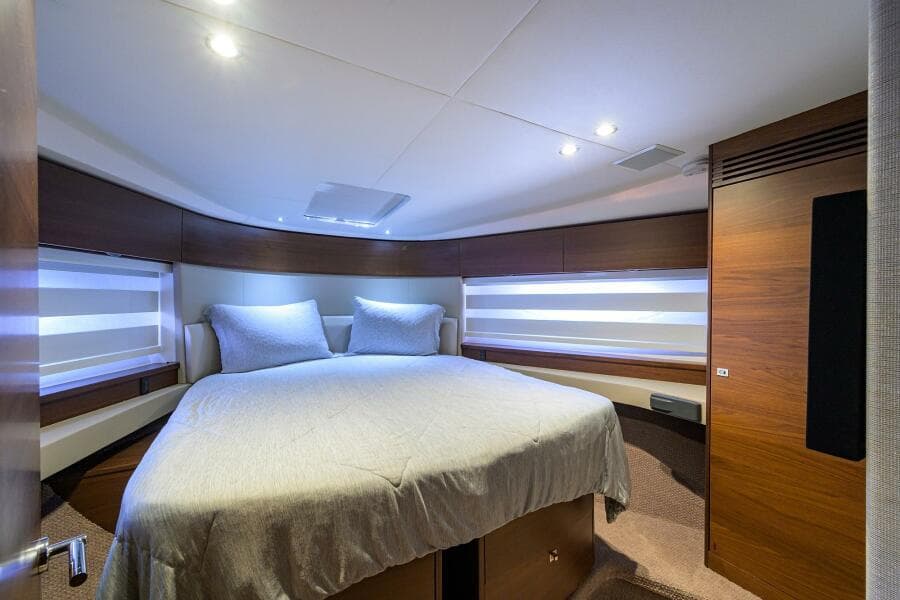Princess F49 Chill- Forward Stateroom