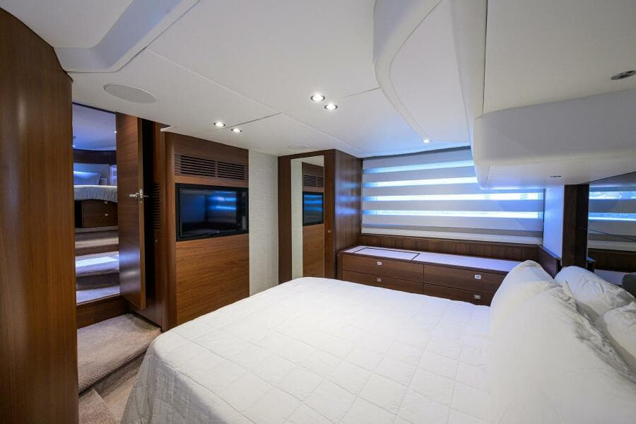 Princess F49 Chill- Master Stateroom