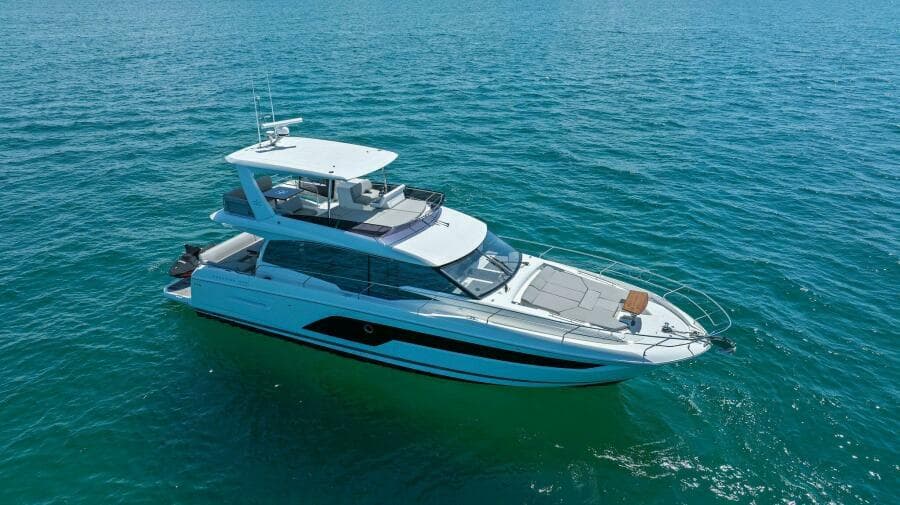 2022 59 Prestige Flybridge - How Sweet It Its - Profile