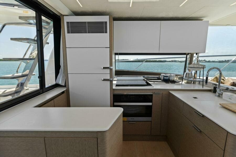 2022 59 Prestige Flybridge - How Sweet It Its - Galley