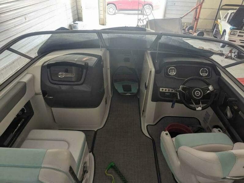 2021 Chaparral 230 SUNCOAST