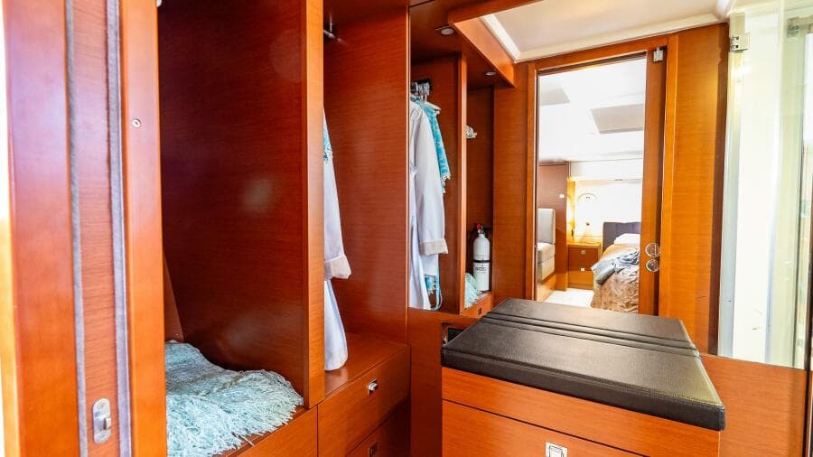 2014 Prestige 550 Flybridge