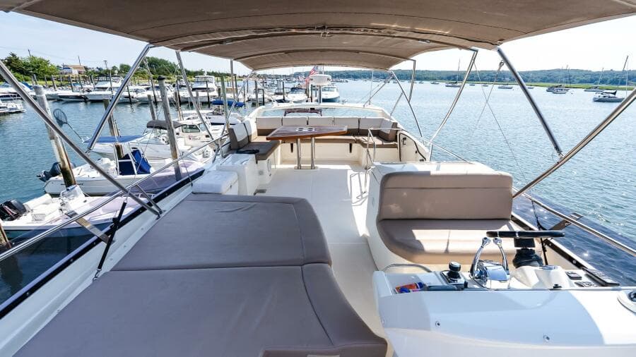 2014 Prestige 550 Flybridge