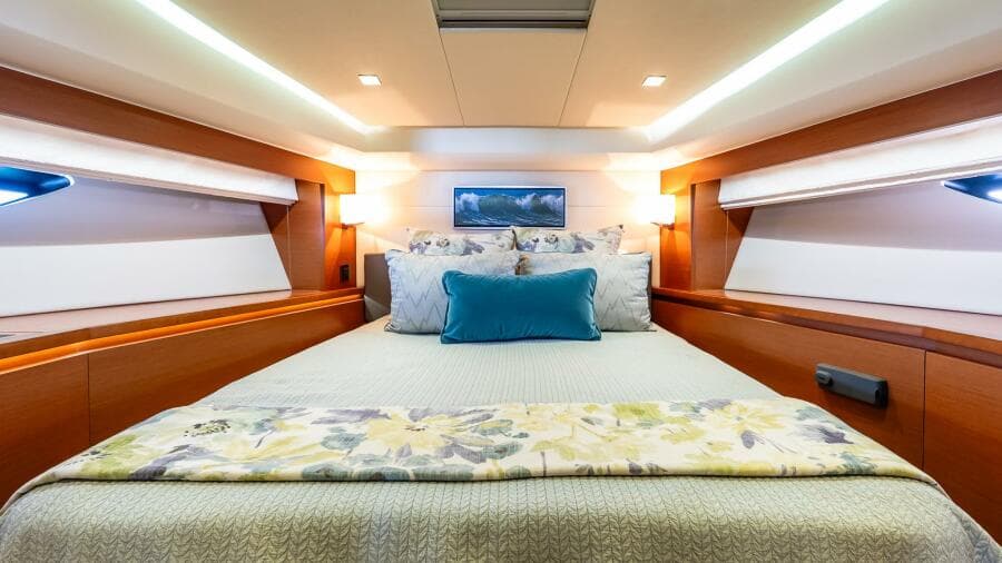 2014 Prestige 550 Flybridge