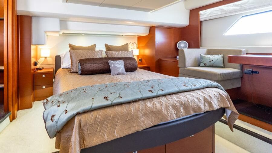 2014 Prestige 550 Flybridge