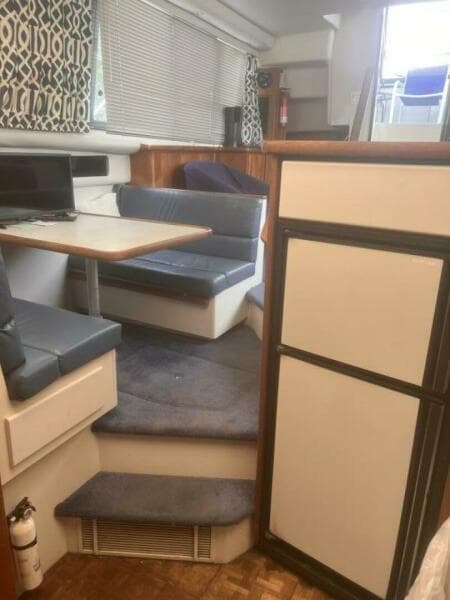 Gally Looking Aft Settee