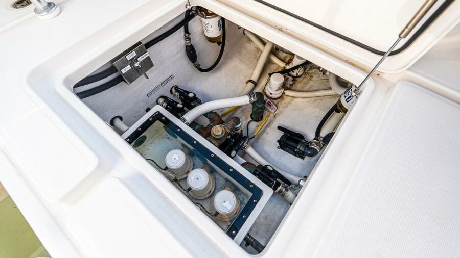 2016 Invincible 33 Open Fisherman