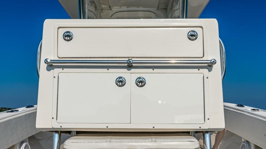 2016 Invincible 33 Open Fisherman