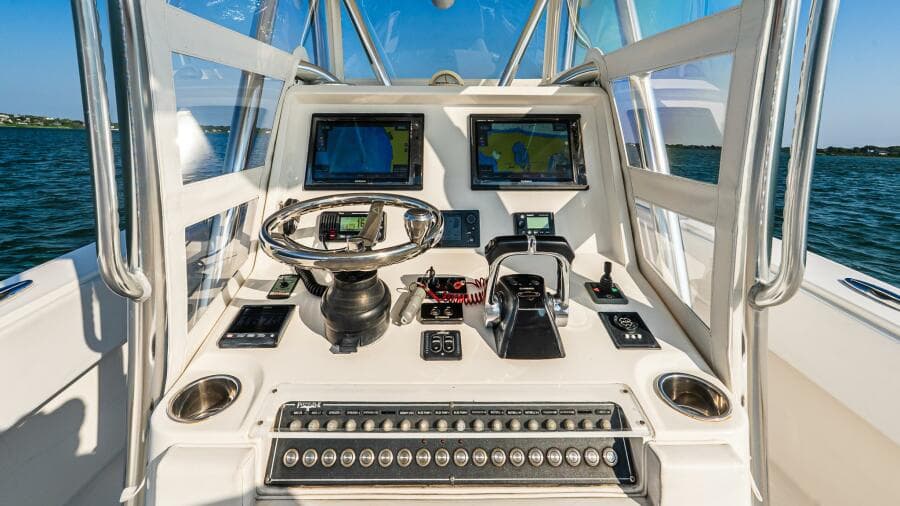 2016 Invincible 33 Open Fisherman