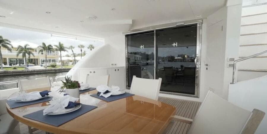 2017 Hargrave Raised Pilothouse