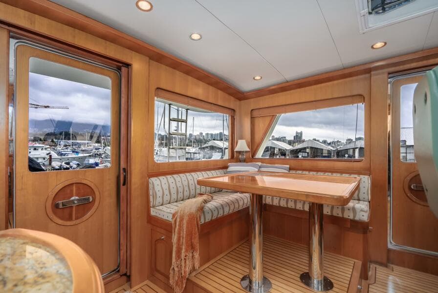 2005 President Skylounge