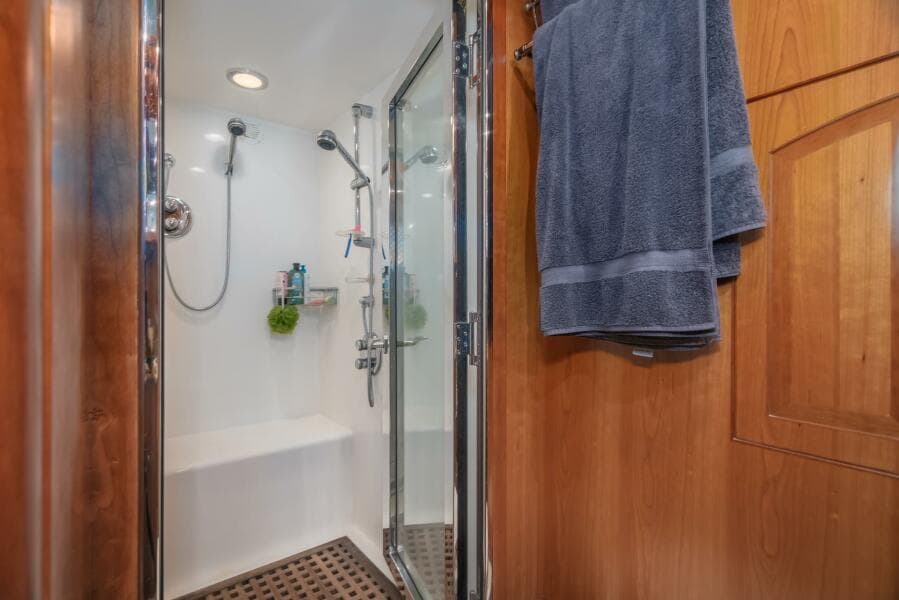 2005 President Skylounge