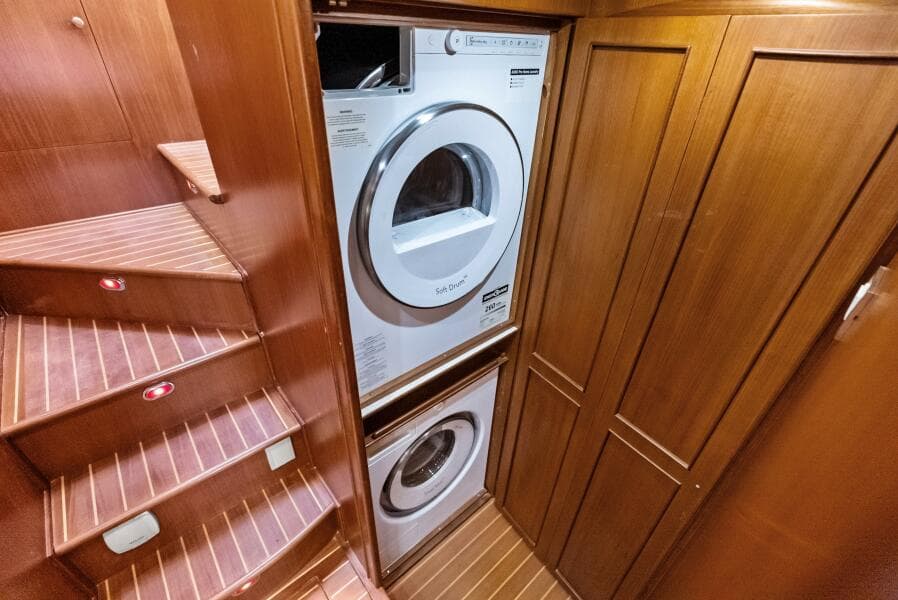 2005 Grand Banks 72 Aleutian RP