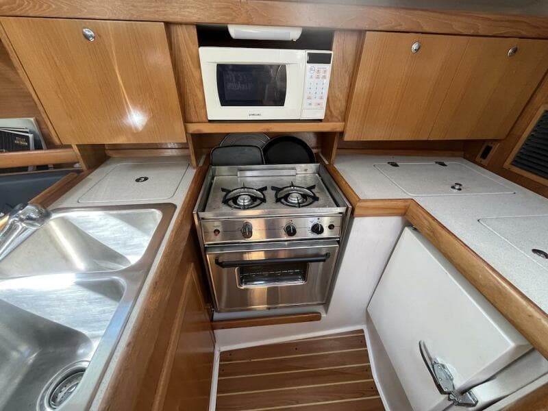 2003 Catalina 350